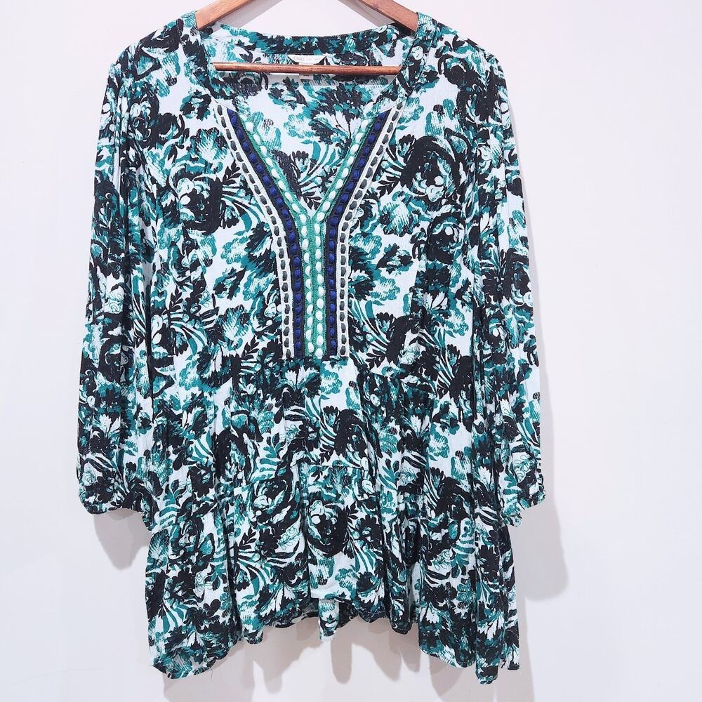 Cato Womens Green White Floral Crochet V Neck Blouse Size 22/24 Babydoll Boho